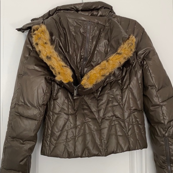 BCBG Short winter jacket - Picture 3 of 3
